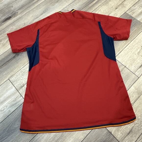 2022/23 Spain Home Jersey adidas Kit Size XL - Picture 8 of 8